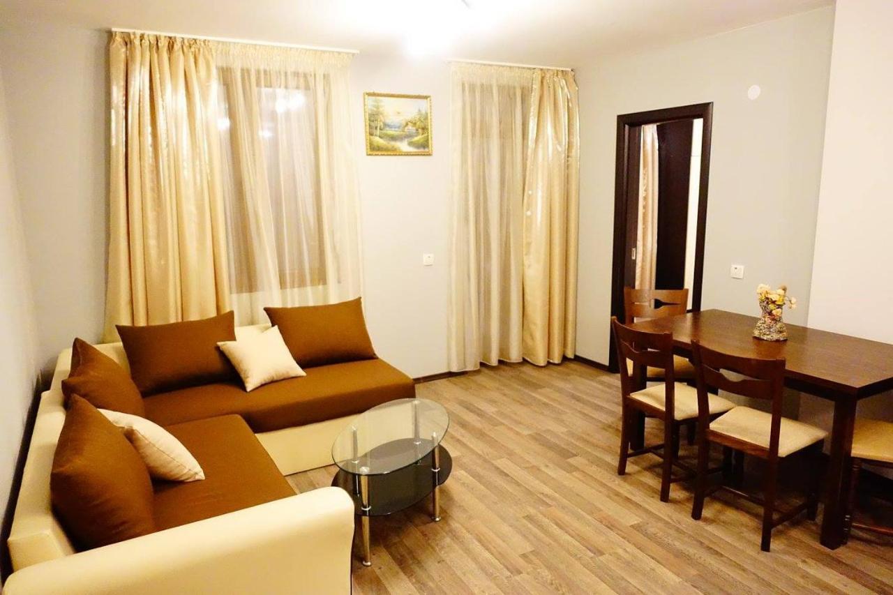 Enis Hotel С Минерален Басейн Saparewa Banja Exterior foto