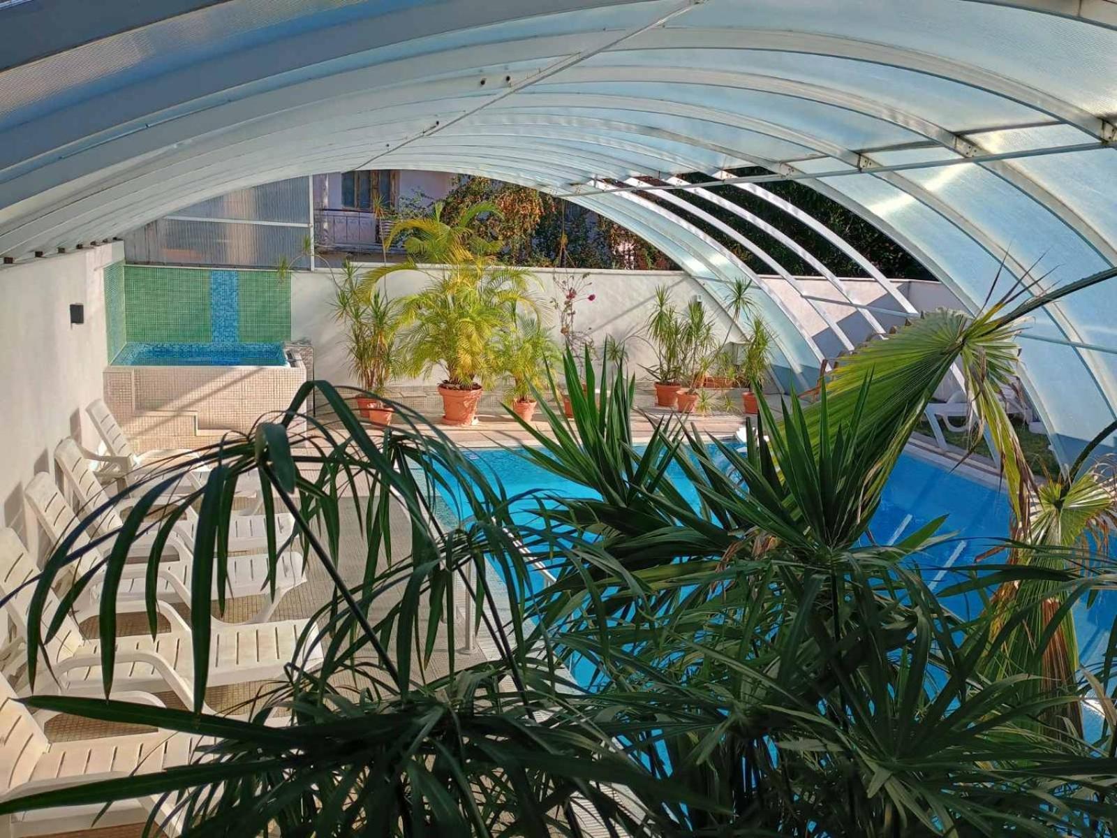 Enis Hotel С Минерален Басейн Saparewa Banja Exterior foto